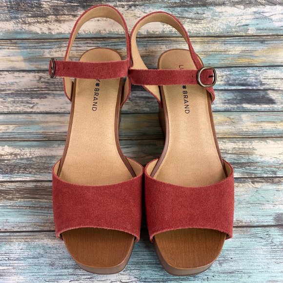 Lucky Brand Zashti Wedge Sandals Size 7.5M Currant Red Suede Womens - Picture 4 of 12